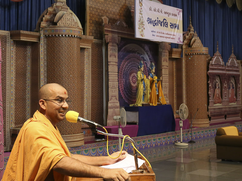 Dr APJ Abdul Kalam Honored in BAPS Assembly, Rajkot