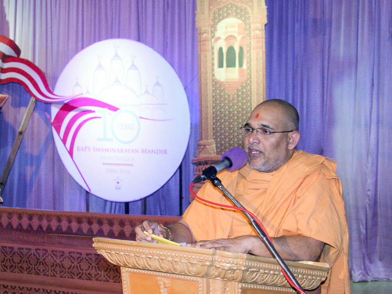 Dr APJ Abdul Kalam Honored in BAPS Assembly, Bhavnagar