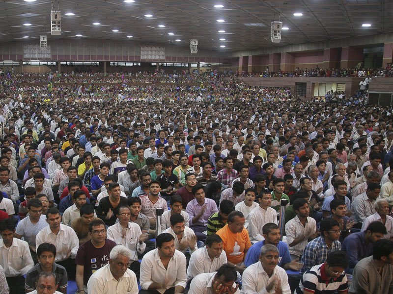 Dr APJ Abdul Kalam Honored in BAPS Assembly, Ahmedabad