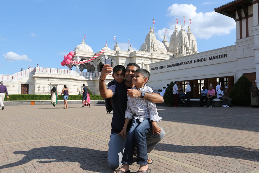 Utsav Darshan