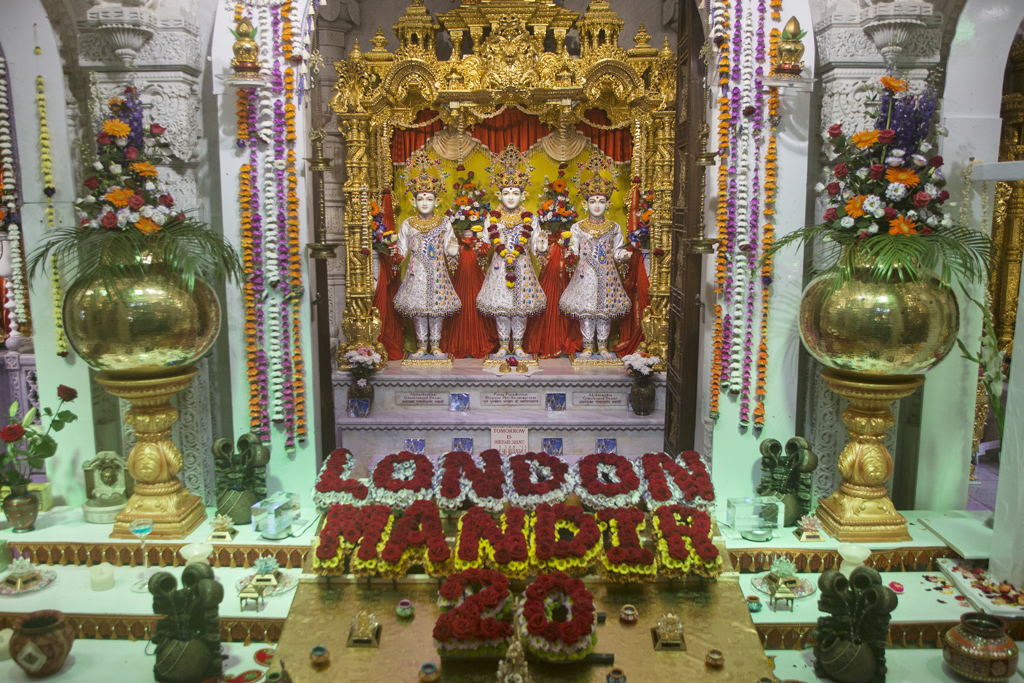 Murti Darshan