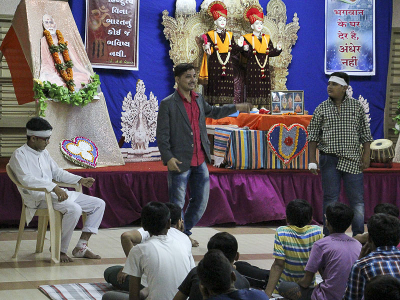 'Sanskruti' Yuva Parayan during the auspicious month of Shravan, Mahesana