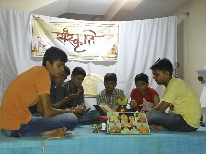 'Sanskruti' Yuva Parayan during the auspicious month of Shravan, Nadiad
