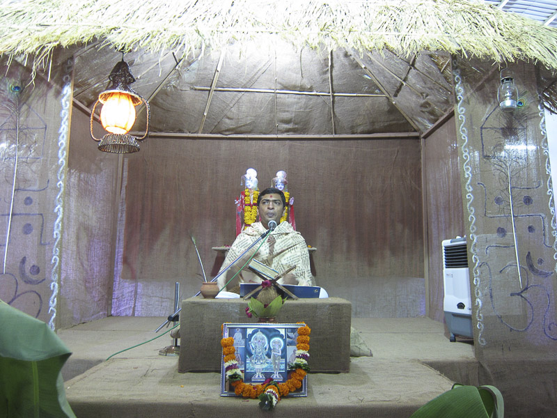 'Sanskruti' Yuva Parayan during the auspicious month of Shravan, Surat