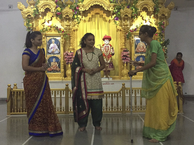 'Sanskruti' Yuvati Parayan during the auspicious month of Shravan, Gana