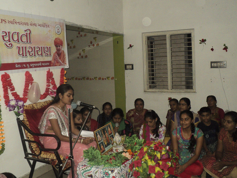 'Sanskruti' Yuvati Parayan during the auspicious month of Shravan, Junagadh