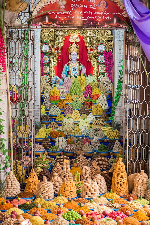 Annakut Celebration at BAPS Shri Swaminarayan Mandir, Ahmedabad