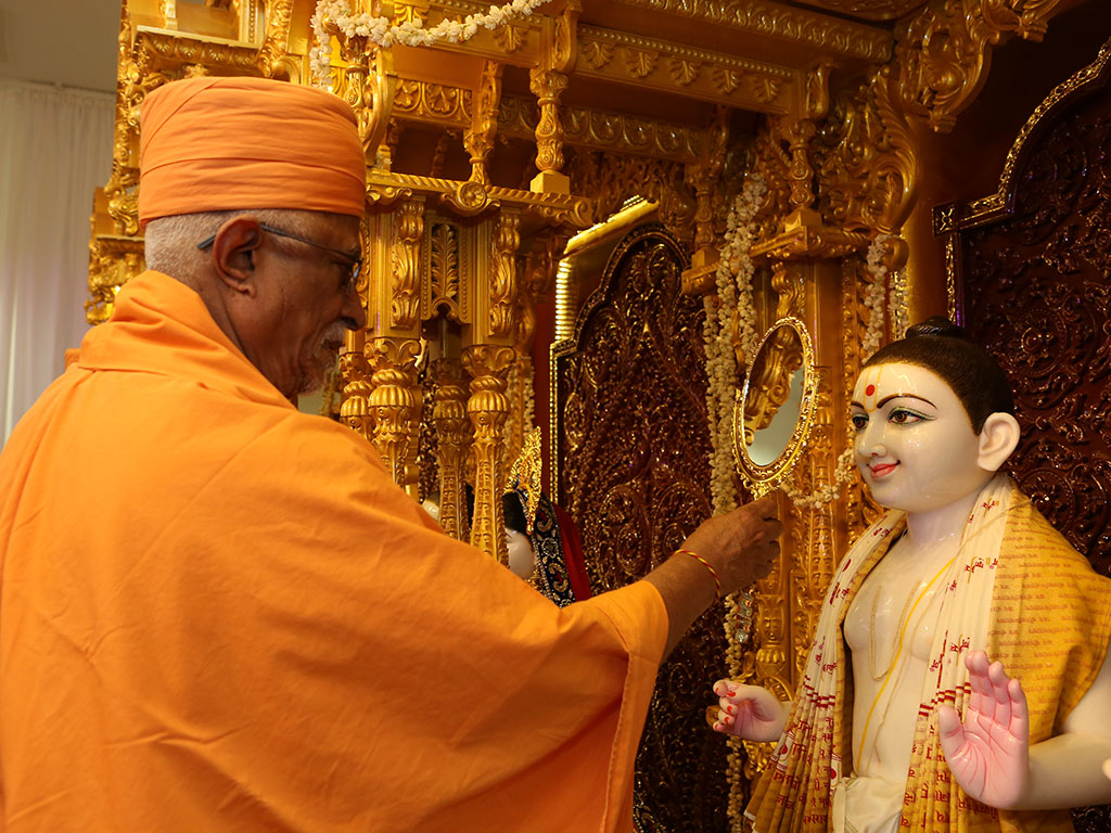 Murti Pratishtha Ceremony