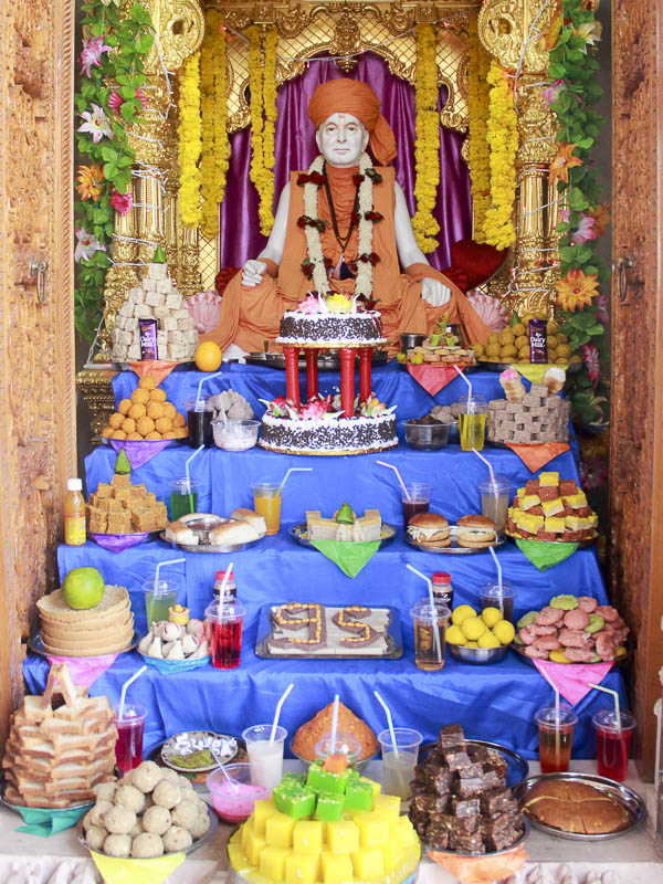 Annakut Celebration at BAPS Shri Swaminarayan Mandir, Mahesana
