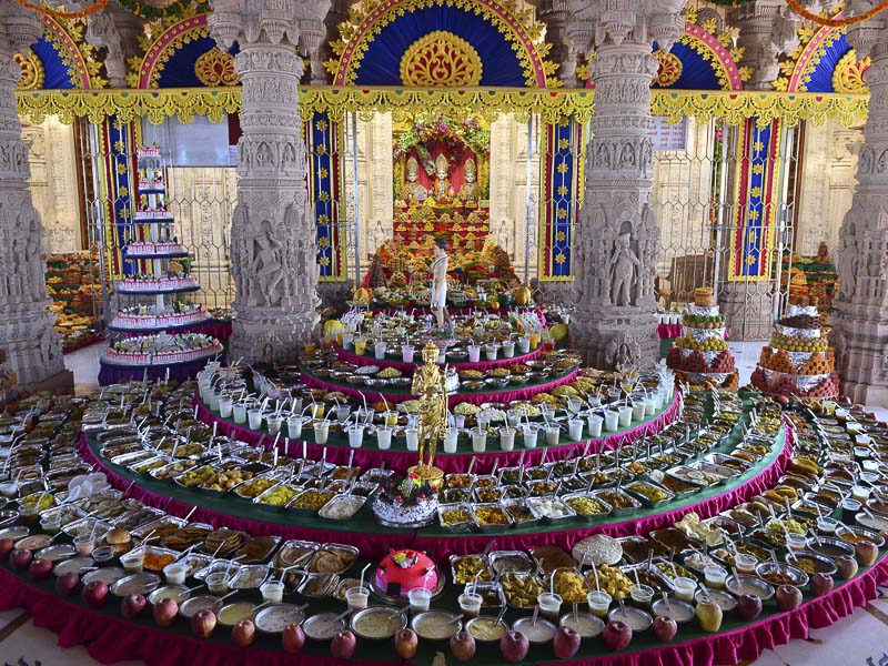 Annakut Celebration at BAPS Shri Swaminarayan Mandir, Himmatnagar