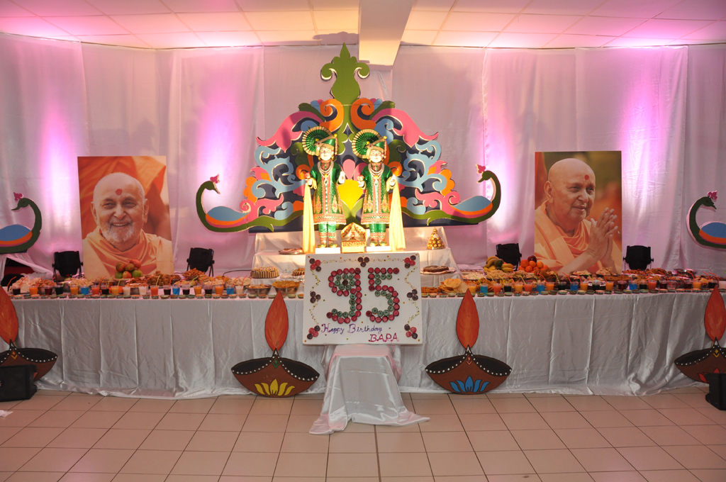 Pramukh Swami Maharaj 95th Birthday Celebrations, Paris, France