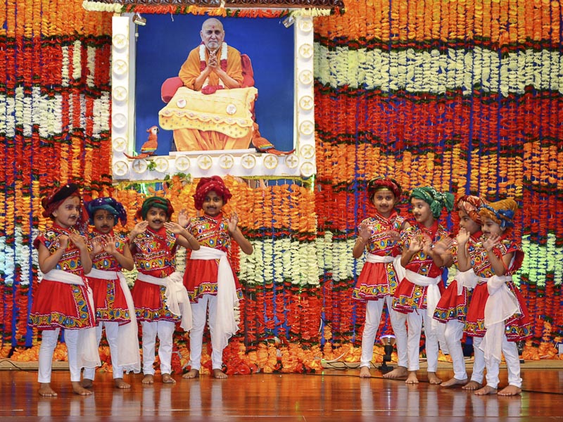 Pramukh Swami Maharaj's 95th Birthday Mahila Celebration, Melbourne