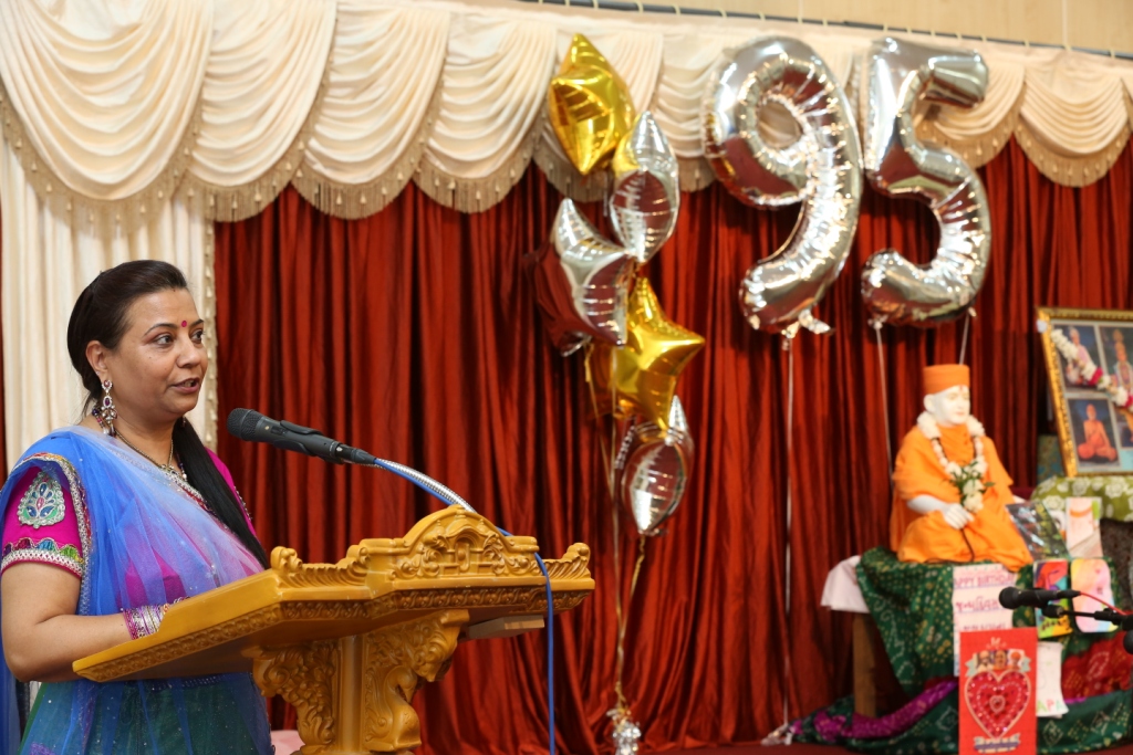 Pramukh Swami Maharaj 95th Birthday Celebrations, Wellingborough (Mahila Mandal). UK