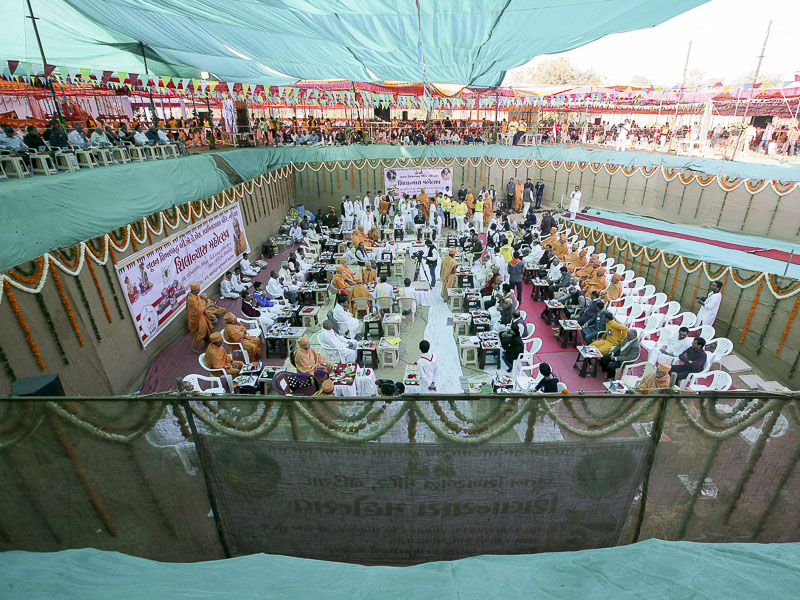 Shilanyas Ceremony for new BAPS Shri Swaminarayan Mandir, Nadiad