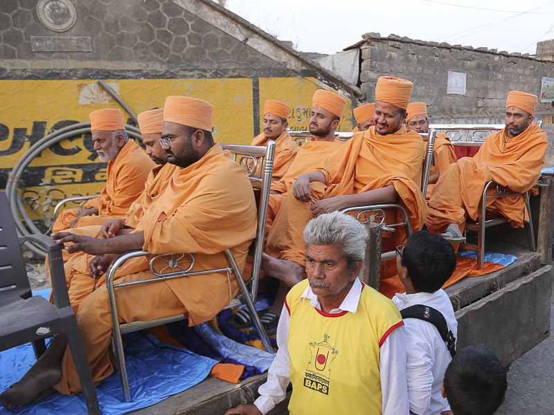 Murti-Pratishtha Mahotsav, Gir Gadhada, India