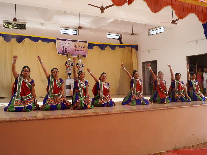 Womens Day Celebration 2016, Khambholaj