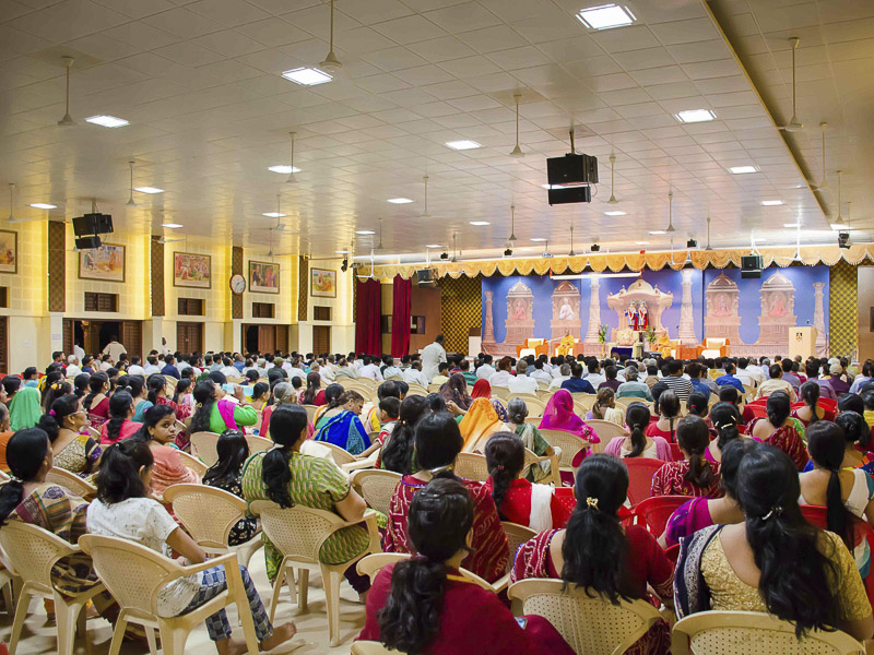 BAPS Shri Swaminarayan Mandir, Indore - Venue for the inauguration of 'Aarohan', the Hindi translation of 'Transcendence - My Spiritual Journey with Pramukh Swamiji' written by Dr. APJ Abdul Kalam