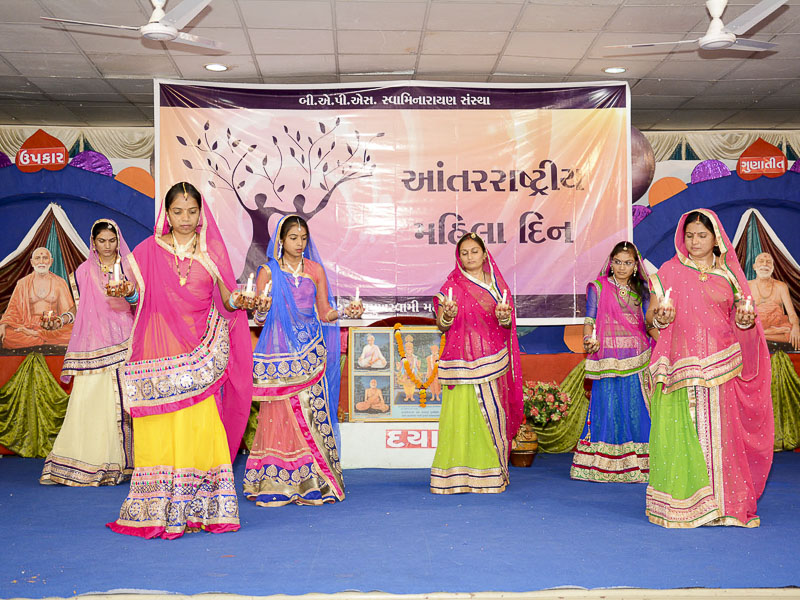 Women's Day Celebration 2016, Limbdi