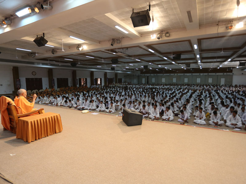 ‘Pramukh Swami Ma Khovavu’ – Yuva Shibir