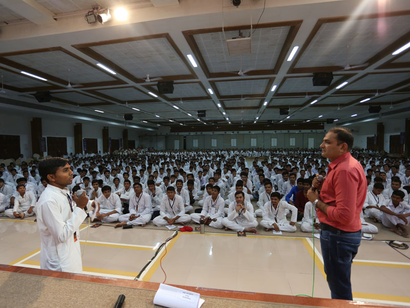 ‘Pramukh Swami Ma Khovavu’ – Yuva Shibir