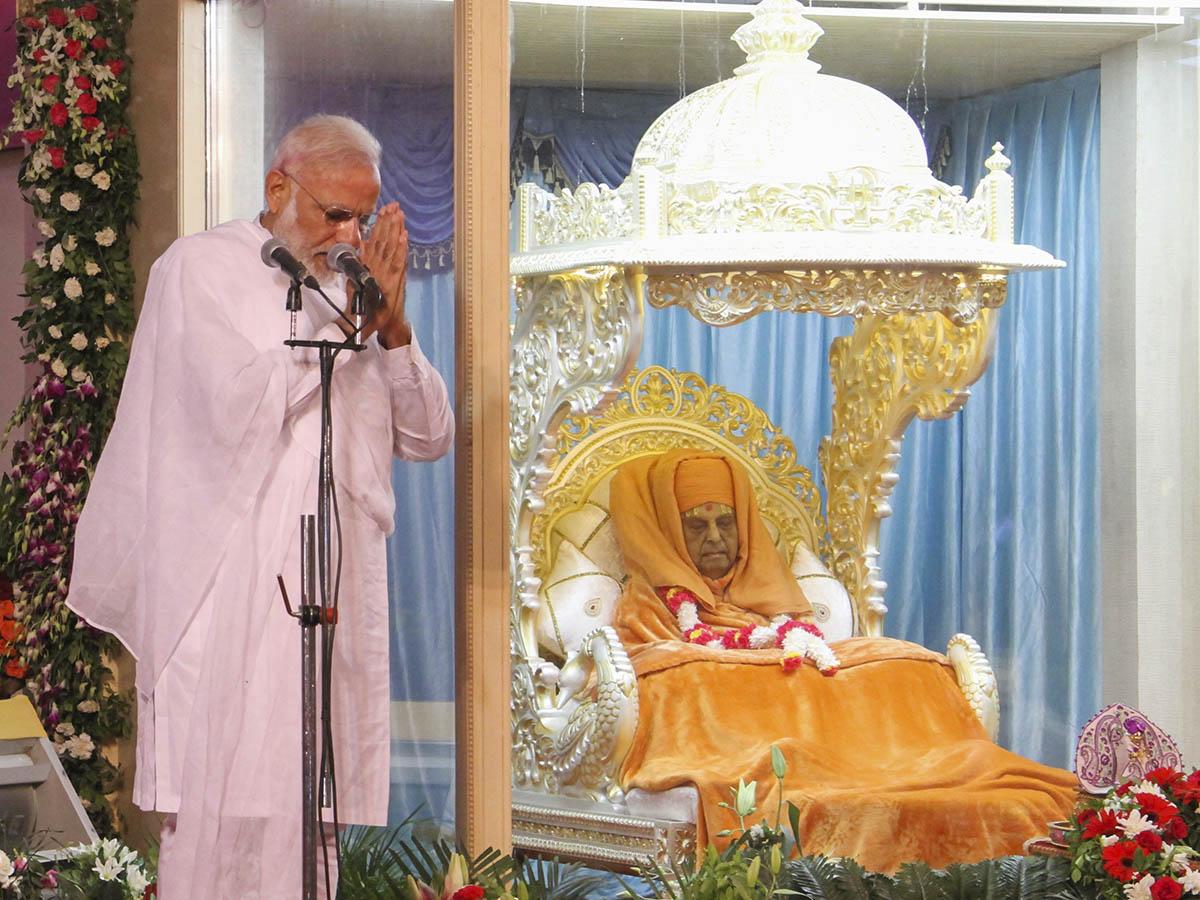 PM Modi addresses sadhus and devotees on the occasion