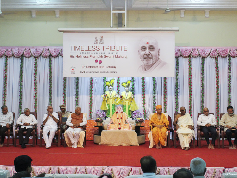 Tribute Assembly in Honor of HH Pramukh Swami Maharaj, Bangalore