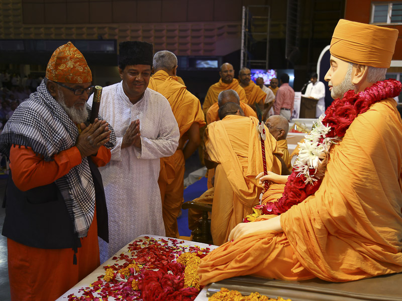 Tribute Assembly in Honor of HH Pramukh Swami Maharaj, Rajkot