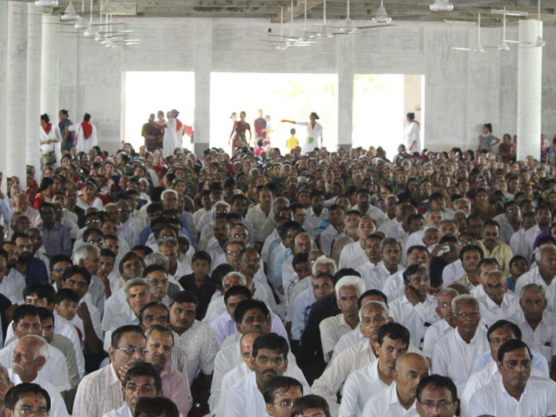 Tribute Assembly in Honor of HH Pramukh Swami Maharaj, Kalol