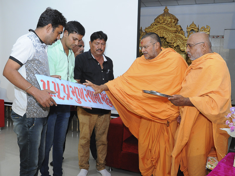 Tribute Assembly in Honor of HH Pramukh Swami Maharaj, Bhadra