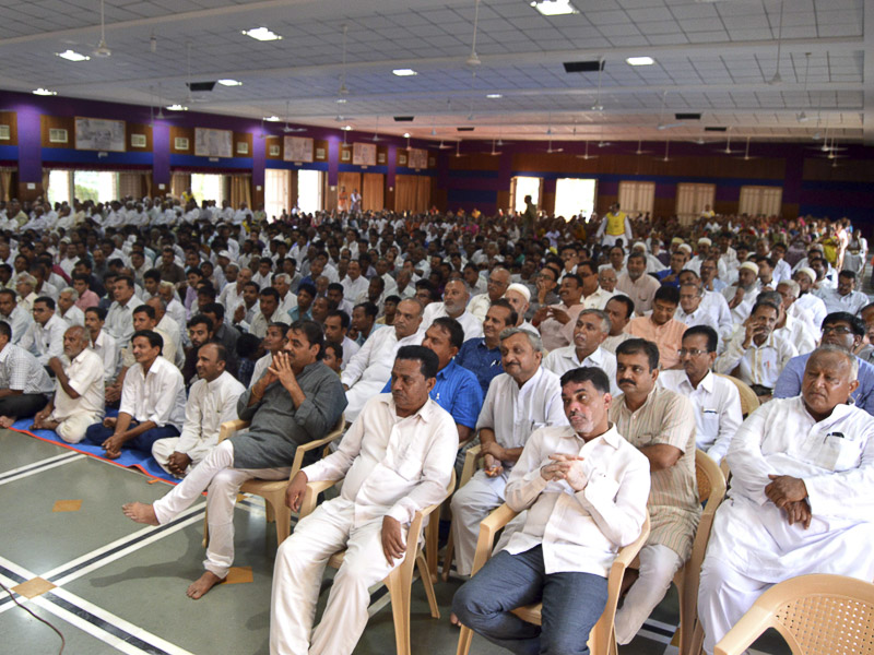 Tribute Assembly in Honor of HH Pramukh Swami Maharaj, Mahuva