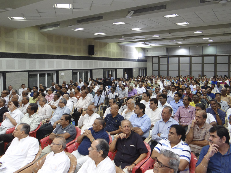 Tribute Assembly in Honor of HH Pramukh Swami Maharaj, Chennai