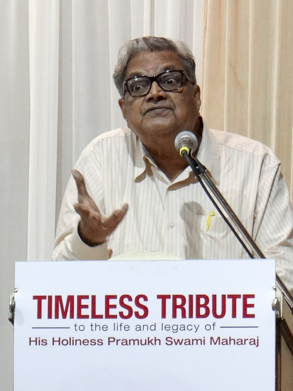 Shri Vardhan addresses the assembly