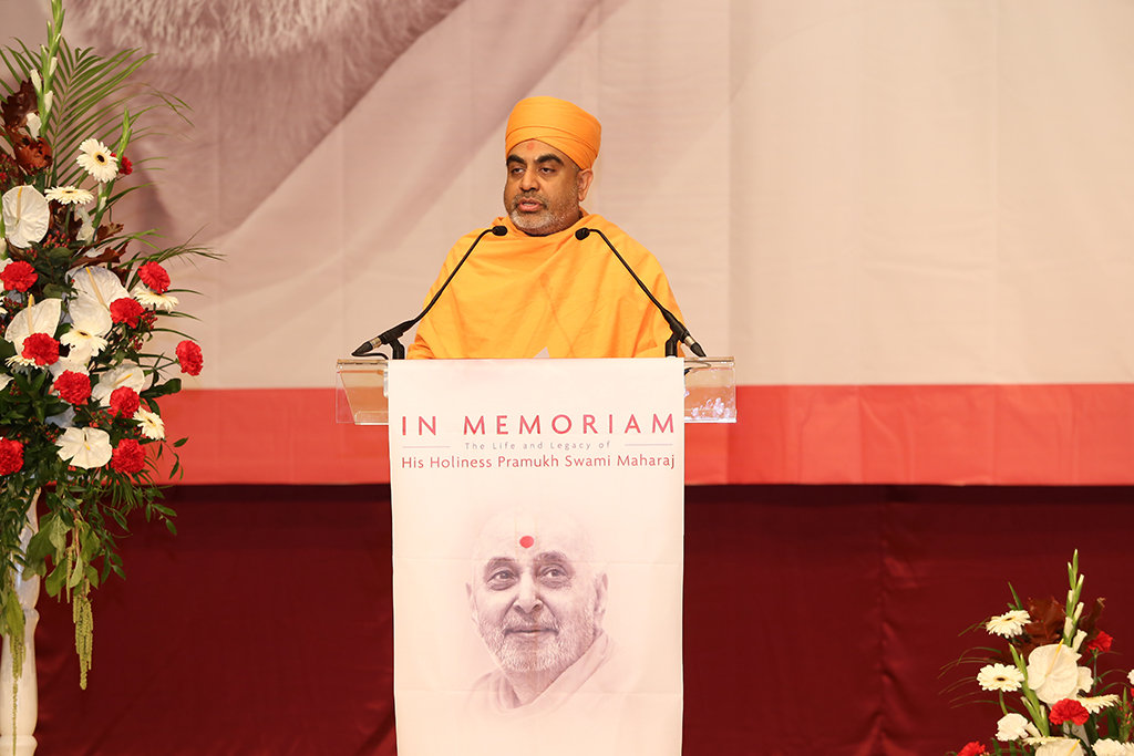Sadhu Yogvivekdas pays tribute to HH Pramukh Swami Maharaj