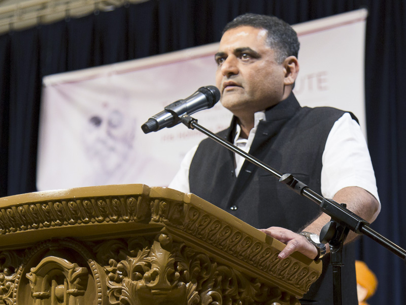 Tribute Assembly in Honor of HH Pramukh Swami Maharaj, Auckland