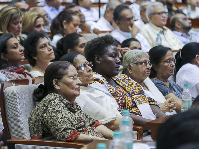 Tribute Assembly in Honor of HH Pramukh Swami Maharaj, Dar-es-Salaam
