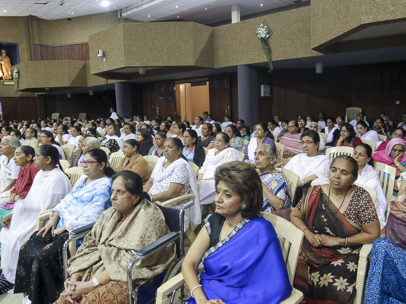 Tribute Assembly in Honor of HH Pramukh Swami Maharaj, Nairobi