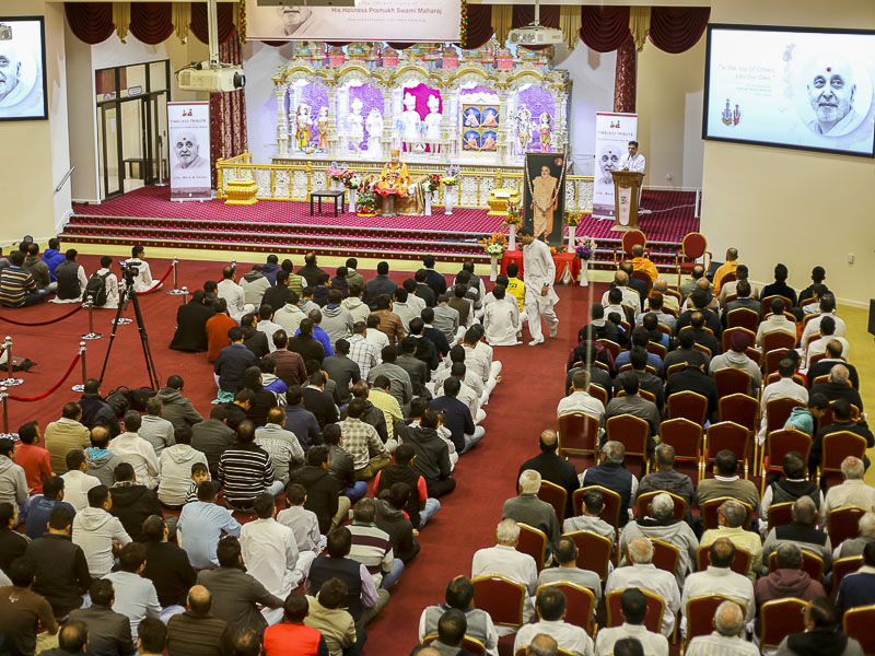 Tribute Assembly in Honor of HH Pramukh Swami Maharaj, Adelaide