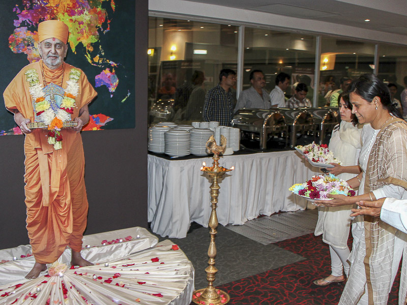 Tribute Assembly in Honor of HH Pramukh Swami Maharaj, Gaborone