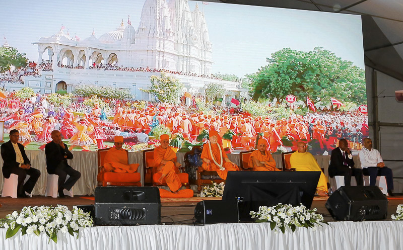 Tribute Assembly in Honor of HH Pramukh Swami Maharaj, Johannesburg
