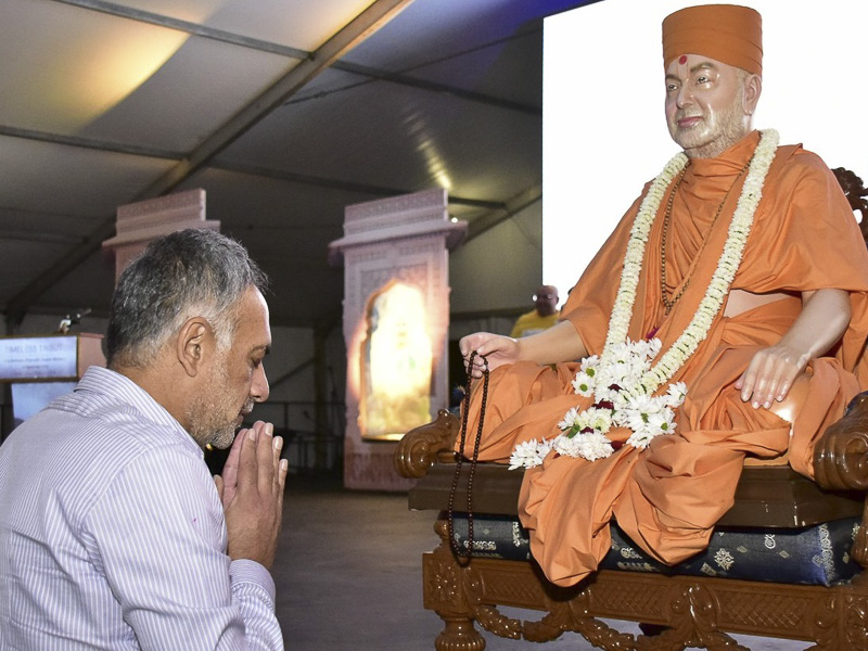 Tribute Assembly in Honor of HH Pramukh Swami Maharaj, Johannesburg
