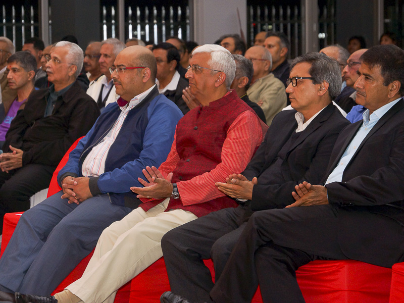 Tribute Assembly in Honor of HH Pramukh Swami Maharaj, Durban