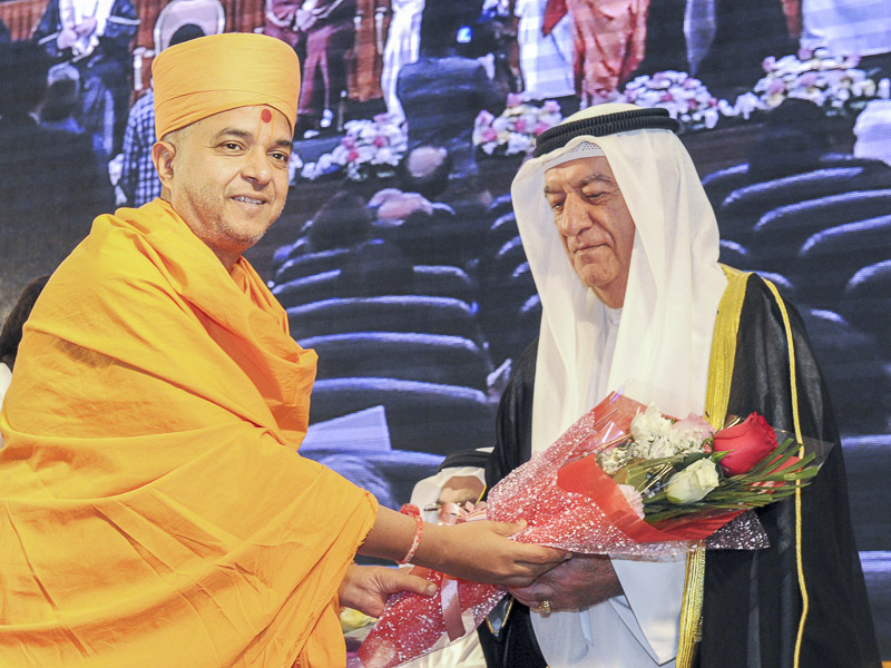Brahmavihari Swami welcomes Mr. Khalid Almoayyed