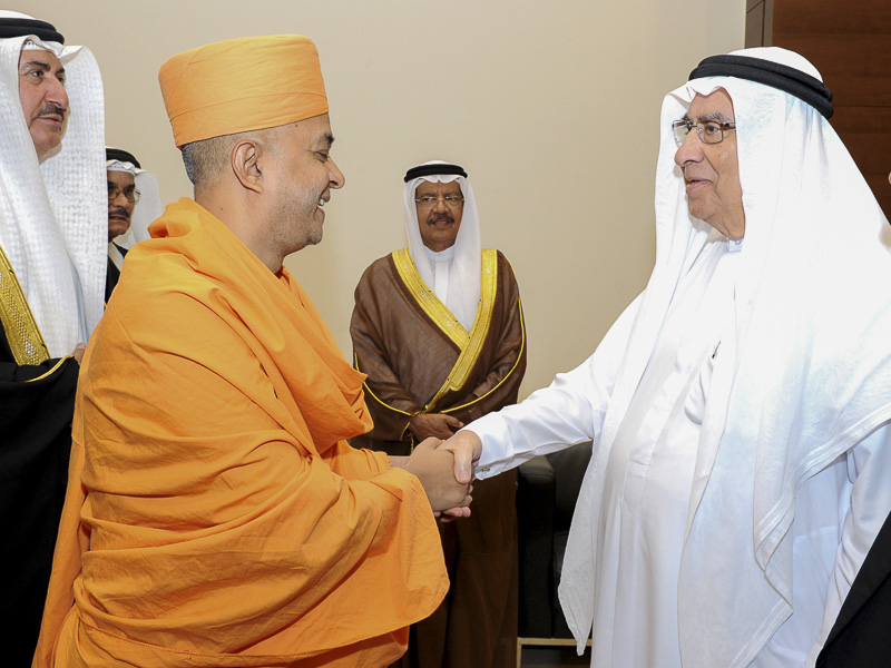 Brahmavihari Swami meets Mr. Mohammed Kanoo