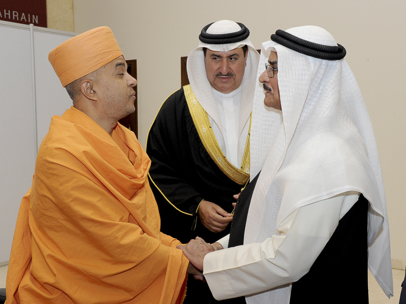 Brahmavihari Swami meets Mr. Khalifa Shaheen