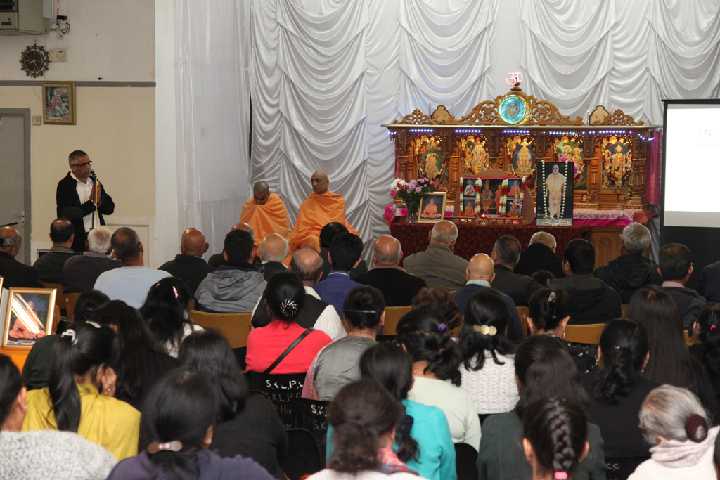 Tribute Assembly in Honour of HH Pramukh Swami Maharaj, Bolton, UK