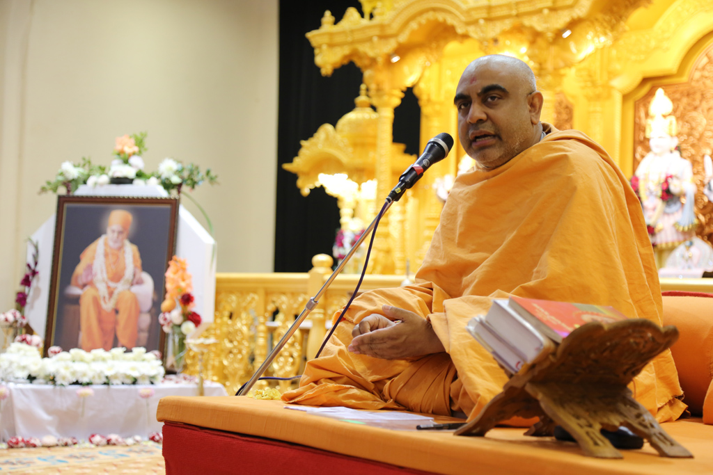 Tribute Assembly in Honour of HH Pramukh Swami Maharaj, Luton, UK
