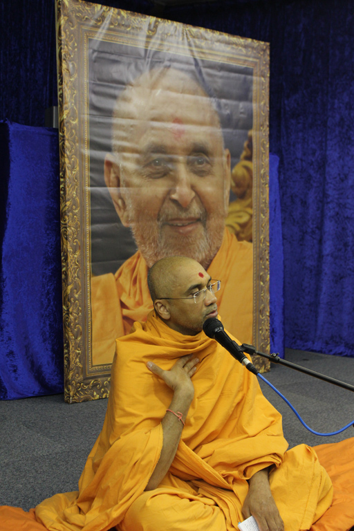 Tribute Assembly in Honour of HH Pramukh Swami Maharaj, Loughborough, UK