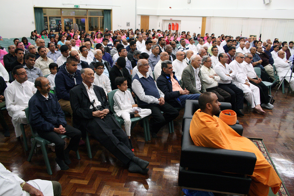 Tribute Assembly in Honour of HH Pramukh Swami Maharaj, Finchley, UK