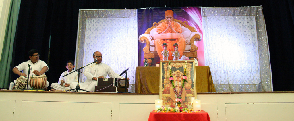Tribute Assembly in Honour of HH Pramukh Swami Maharaj, Finchley, UK