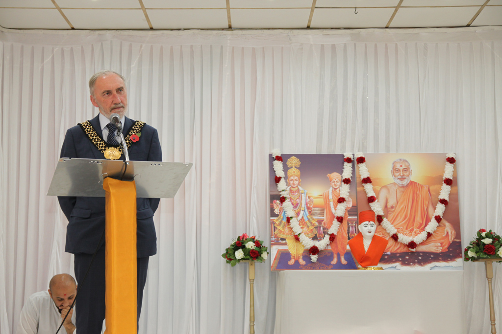 Tribute Assembly in Honour of HH Pramukh Swami Maharaj, Leeds, UK